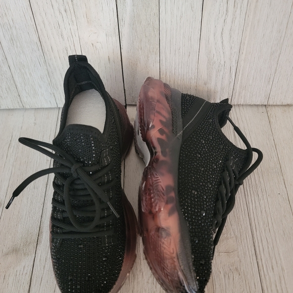 40% OFF SALE-VERY G/ GYPSY JAZZ- HELLA BLACK RHINESTONE SNEAKERS - Picture 4 of 6